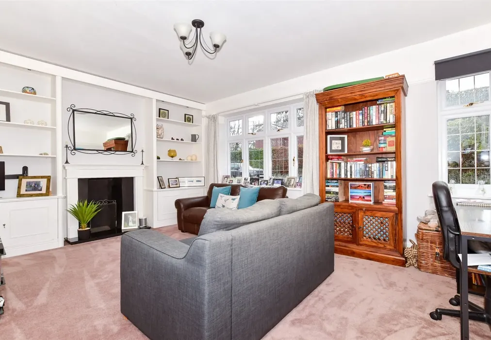 Family Room - Argyle Road, Southborough, Tunbridge Wells, Kent - Wards of Kent