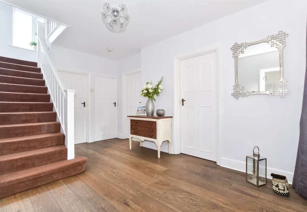 Entrance Hall - Argyle Road, Southborough, Tunbridge Wells, Kent - Wards of Kent