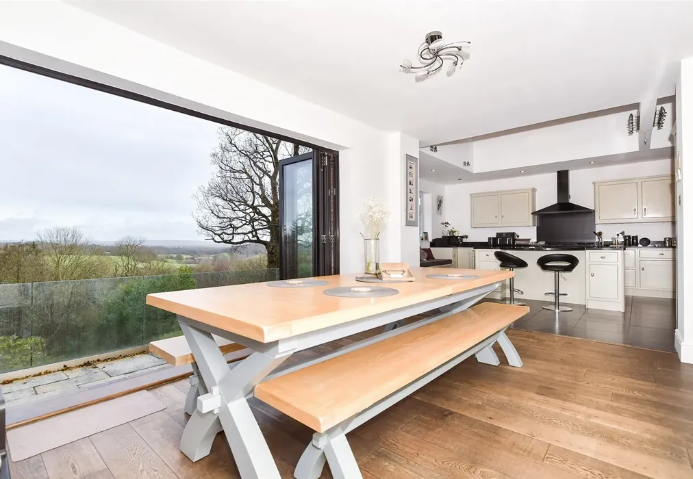 Internal Lifestyle Photograph - Argyle Road, Southborough, Tunbridge Wells, Kent - Wards of Kent