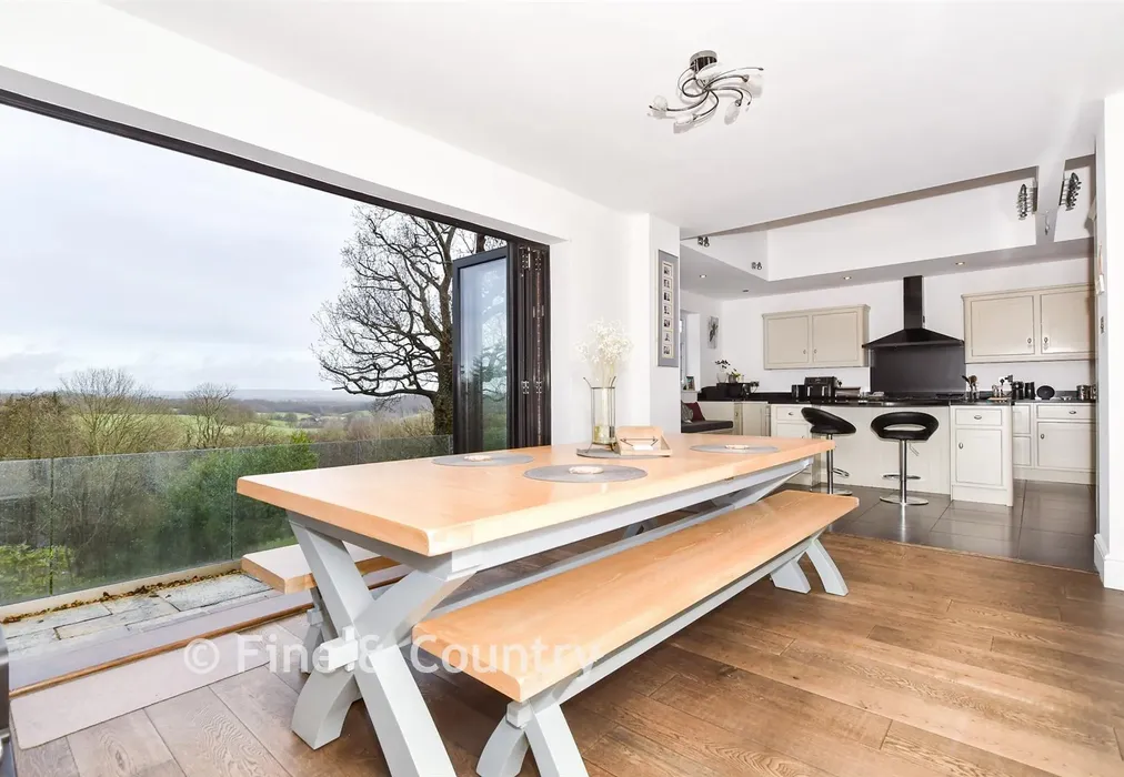 Internal Lifestyle Photograph - Argyle Road, Southborough, Tunbridge Wells, Kent - Wards of Kent