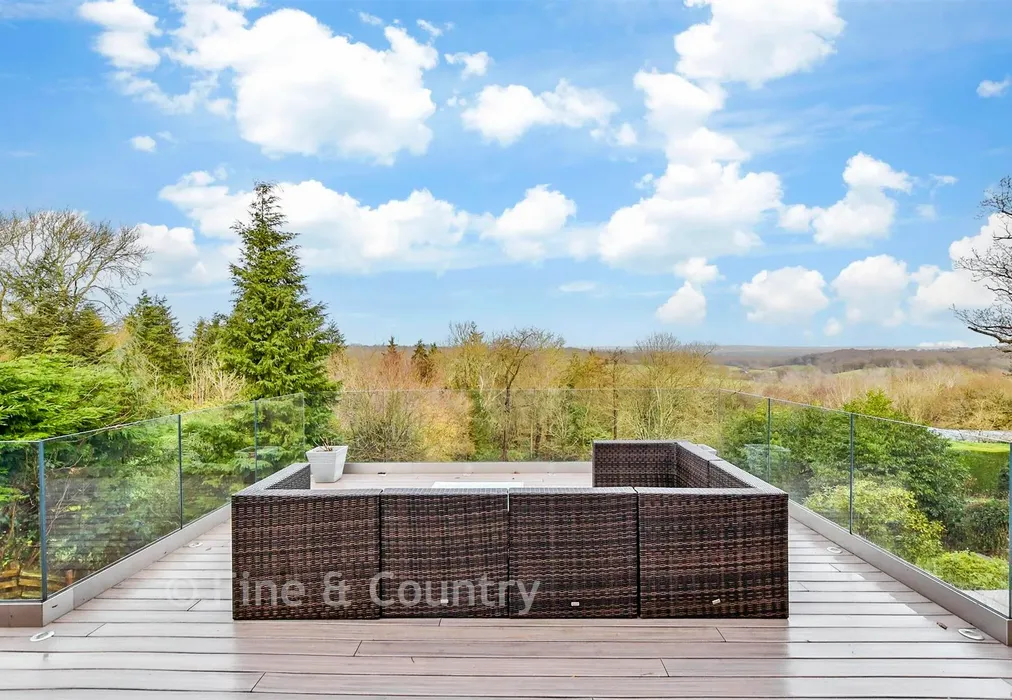 Rear Garden - Argyle Road, Southborough, Tunbridge Wells, Kent - Wards of Kent