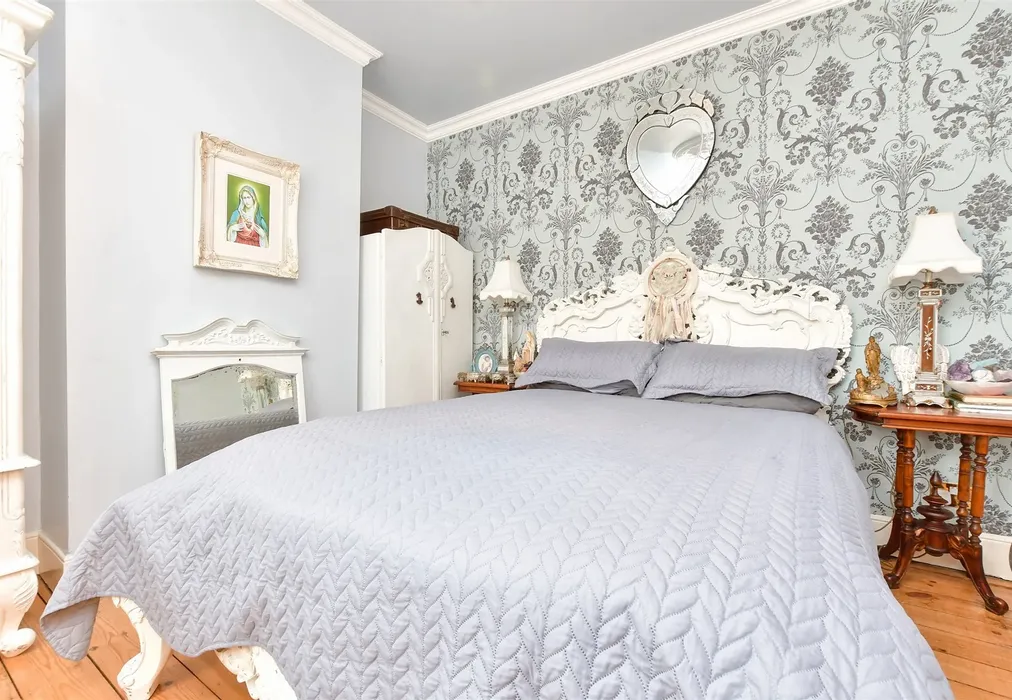 Bedroom 2 - Crosley Road, Gillingham, Kent - Wards of Kent