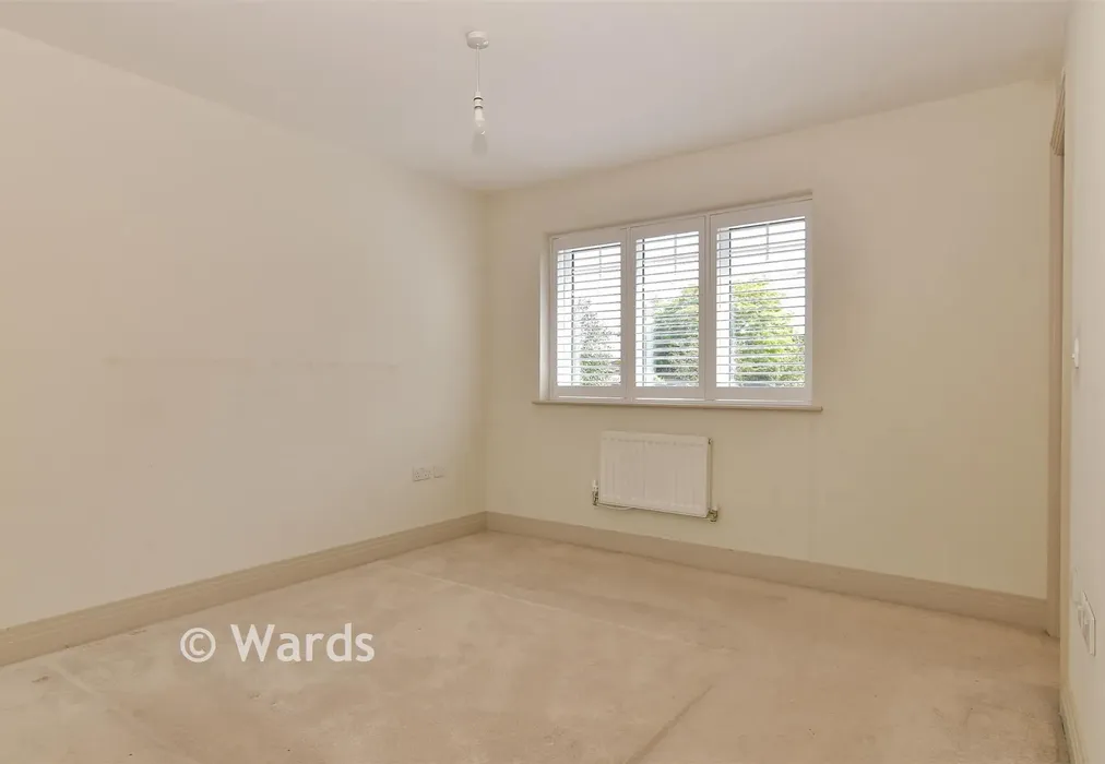 Bedroom 1 - Western Terrace, Dartford, Kent - Wards of Kent