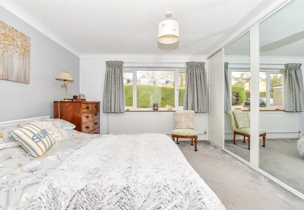 Bedroom 2 - Birling Drive, Tunbridge Wells, Kent - Wards of Kent
