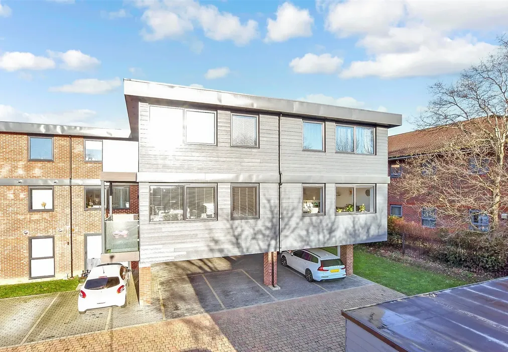 External (Web) - Leigh Road, Havant, Hampshire - Wards of Kent