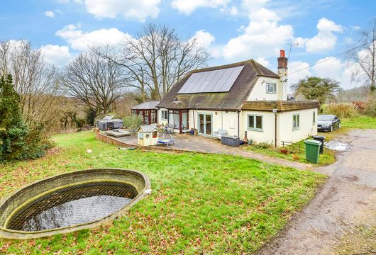 Fairbourne Lane, Harrietsham, Maidstone, Kent - Wards of Kent