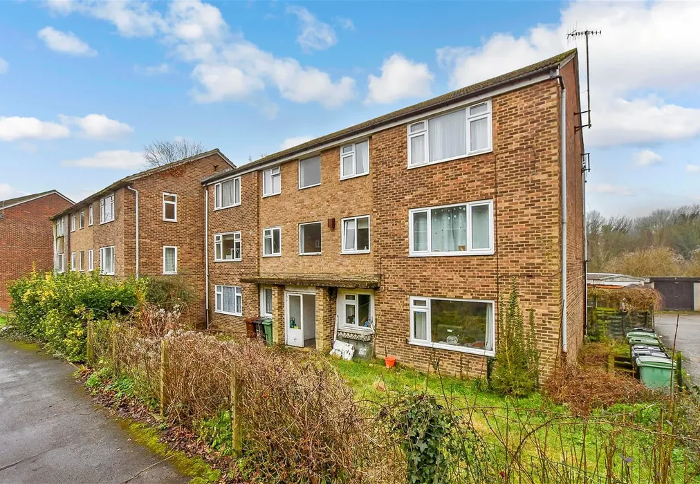 Front Web - Roseholme, Maidstone, Kent - Wards of Kent