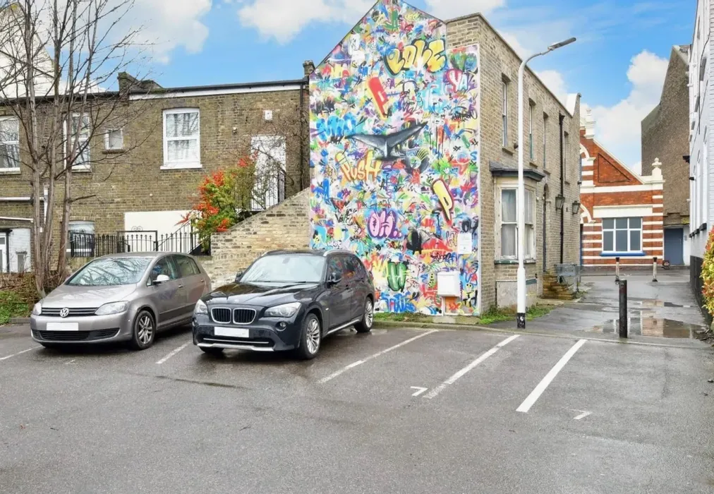 Parking - Caroline Square, Margate, Kent - Wards of Kent