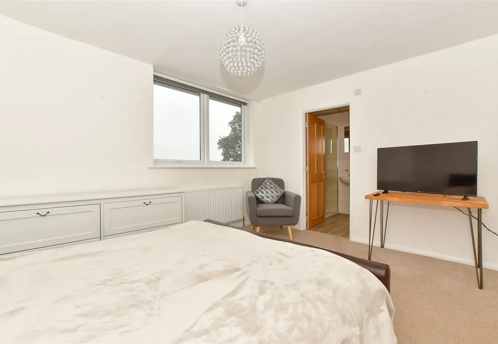 Bedroom 2 - Granville Road, St. Margaret's Bay, Dover, Kent - Wards of Kent