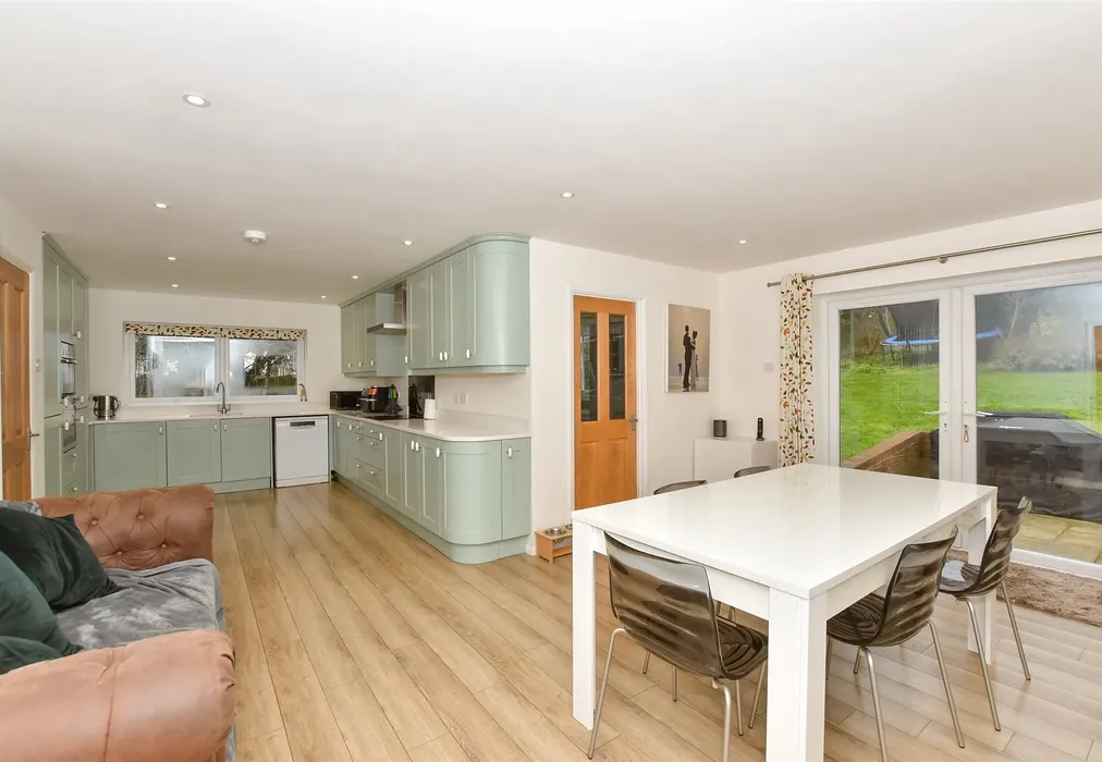 Kitchen/Dining Room - Granville Road, St. Margaret's Bay, Dover, Kent - Wards of Kent