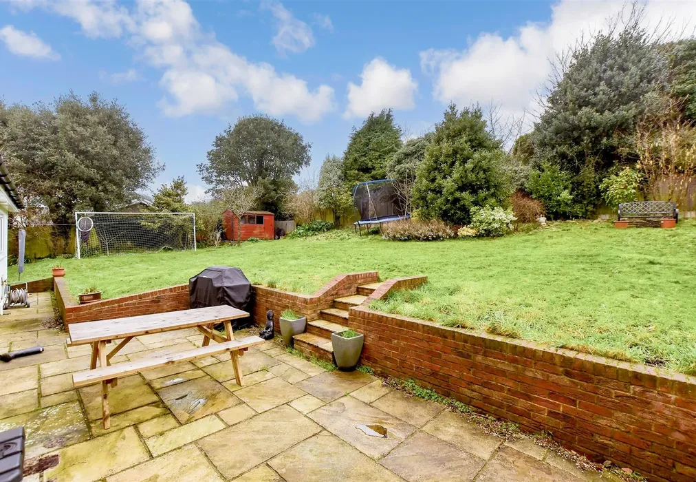 Rear Garden - Granville Road, St. Margaret's Bay, Dover, Kent - Wards of Kent