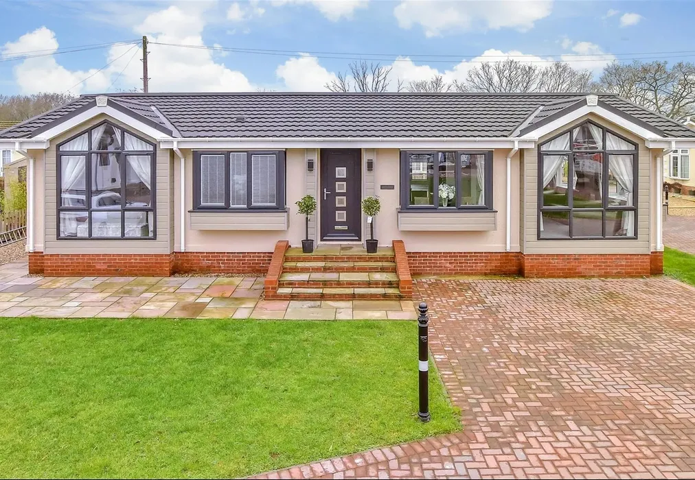 External (Web) - Maidstone Road, Staplehurst, Kent - Wards of Kent