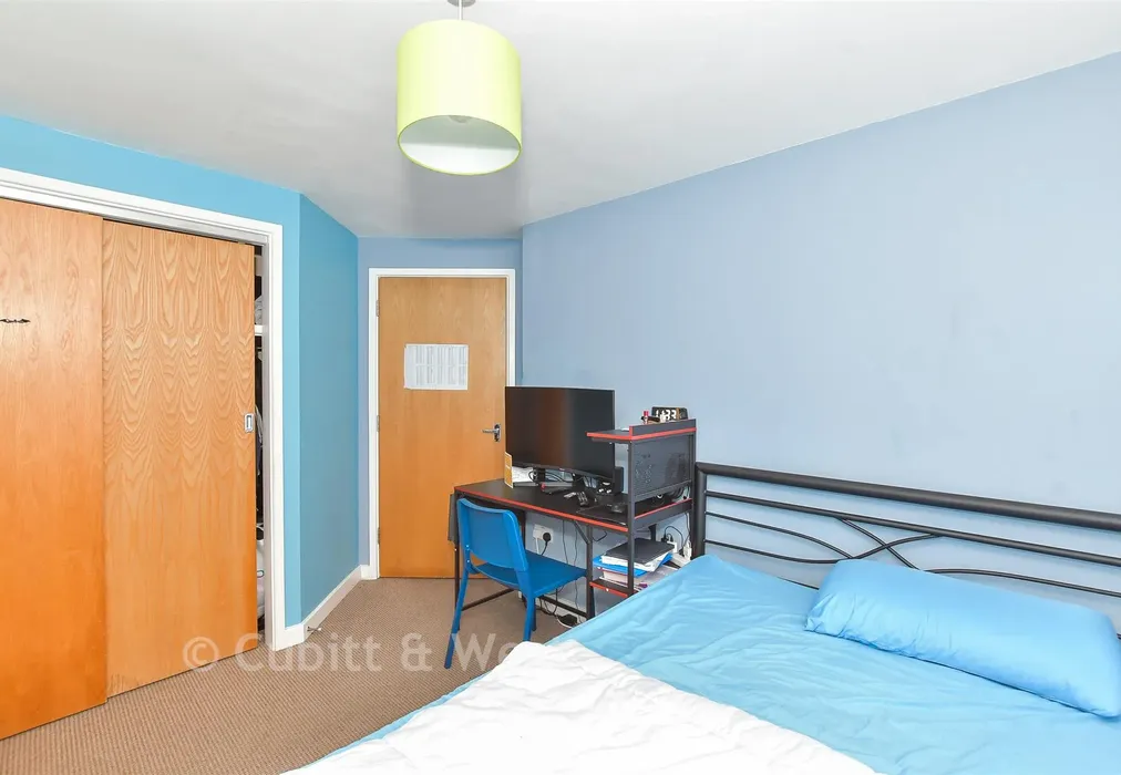 Bedroom 1 - Nancy Road, Portsmouth, Hampshire - Wards of Kent