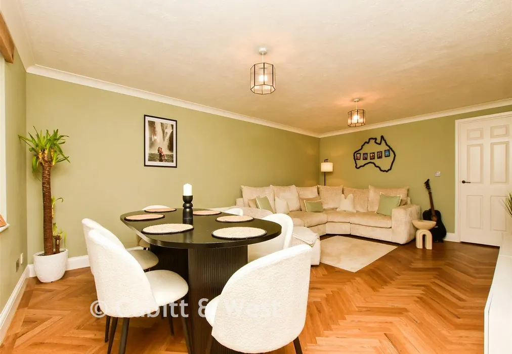 Lounge/Diner - Harrowlands Park, Dorking, Surrey - Wards of Kent