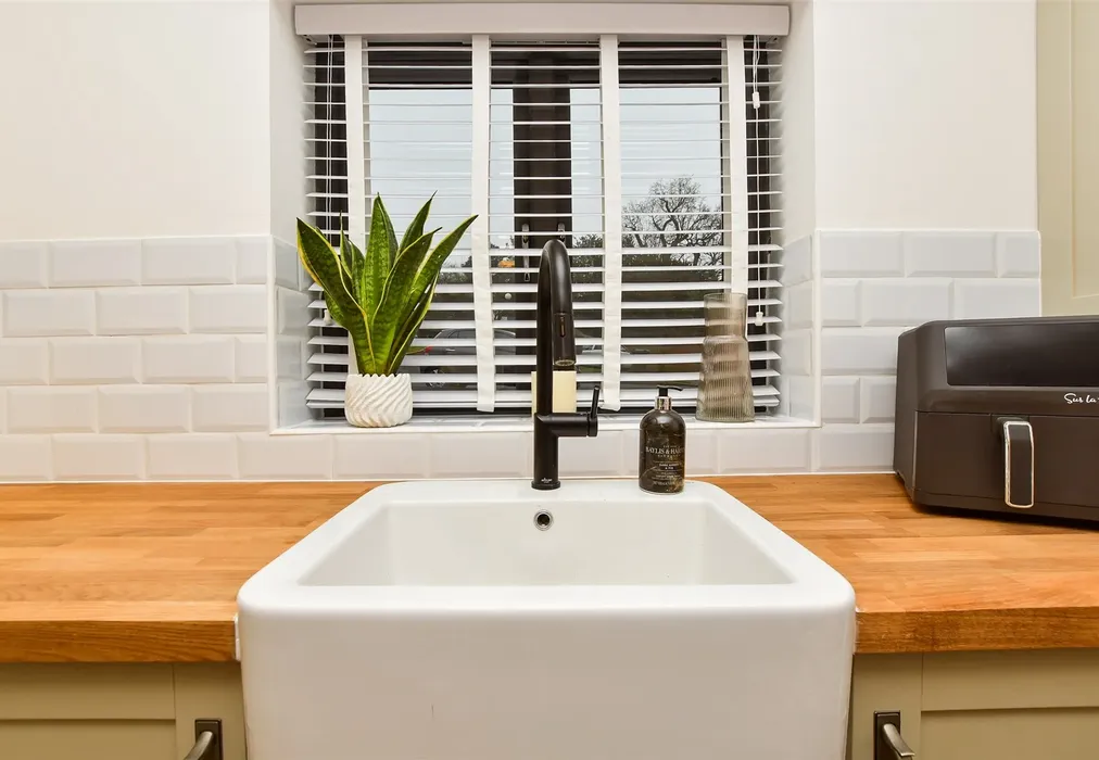 Internal Lifestyle Photograph - Harrowlands Park, Dorking, Surrey - Wards of Kent