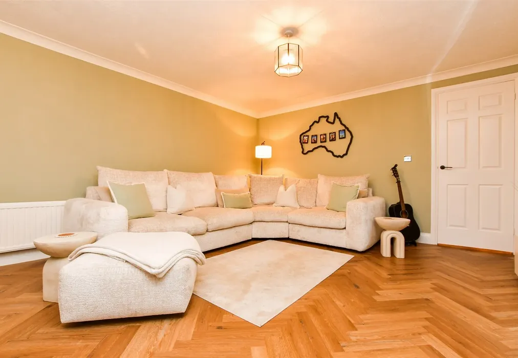 Lounge Area - Harrowlands Park, Dorking, Surrey - Wards of Kent