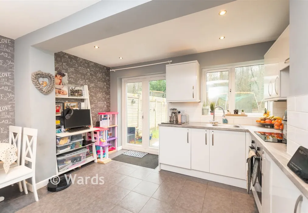 Kitchen/Diner - Woodbury Road, Walderslade Woods, Chatham, Kent - Wards of Kent