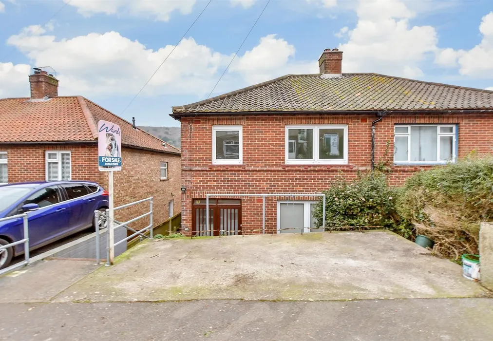 Driveway/Parking - Farthingloe Road, Dover, Kent - Wards of Kent