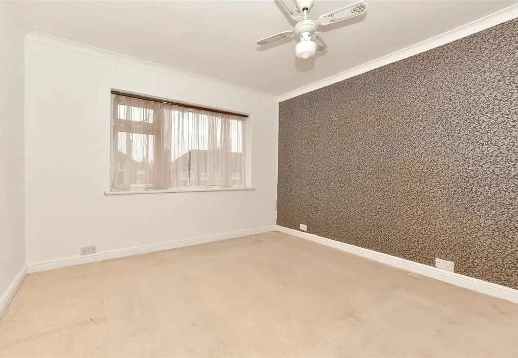 Bedroom 1 - Perkins Avenue, Margate, Kent - Wards of Kent