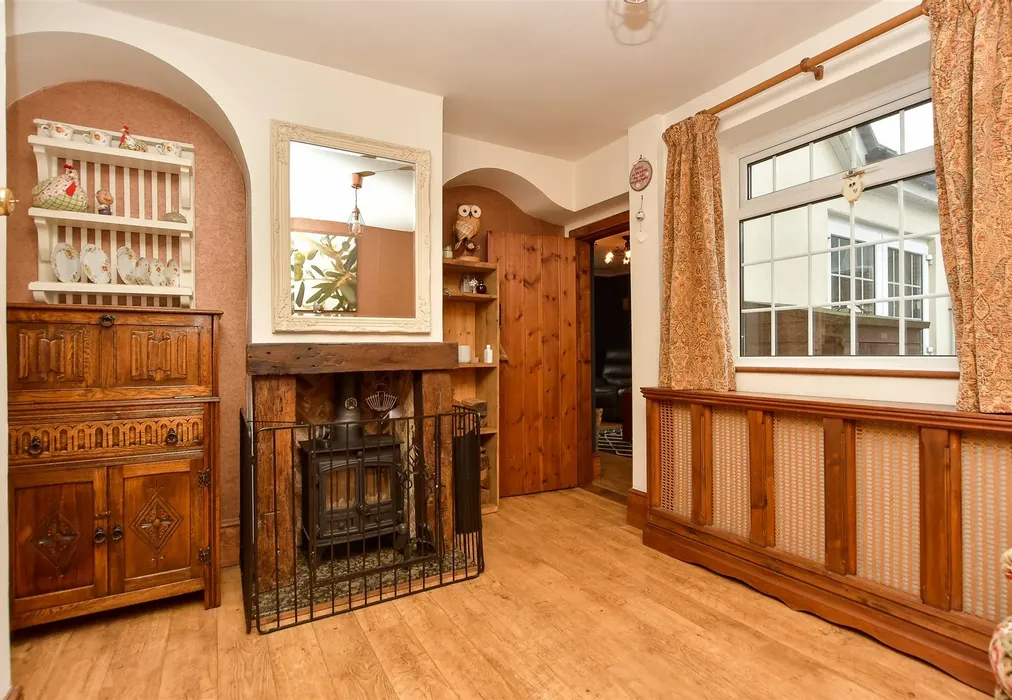 Dining Room - Lower Rainham Road, Rainham, Gillingham, Kent - Wards of Kent
