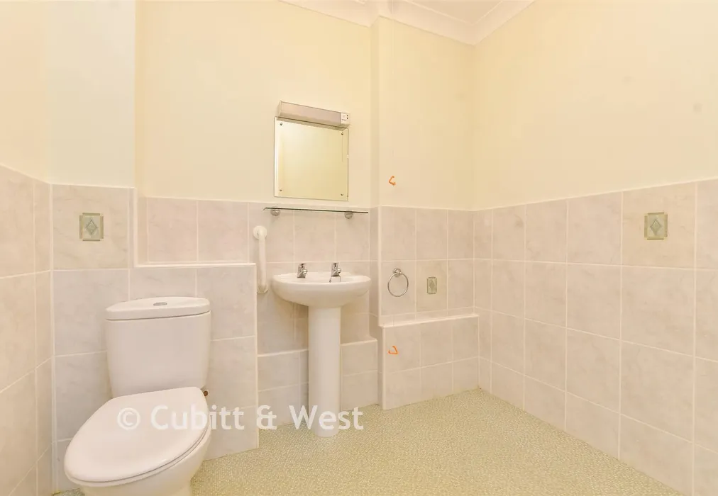 Cloakroom - Wray Park Road, Reigate, Surrey - Wards of Kent