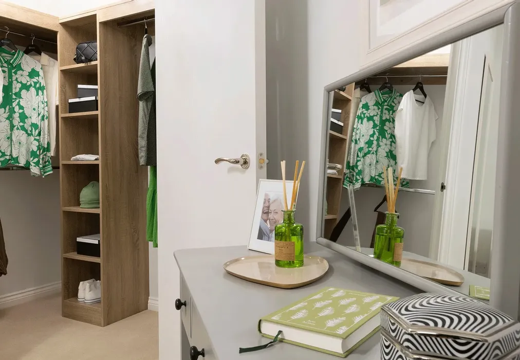 Dressing Room - High Street, Staplehurst, Kent - Wards of Kent