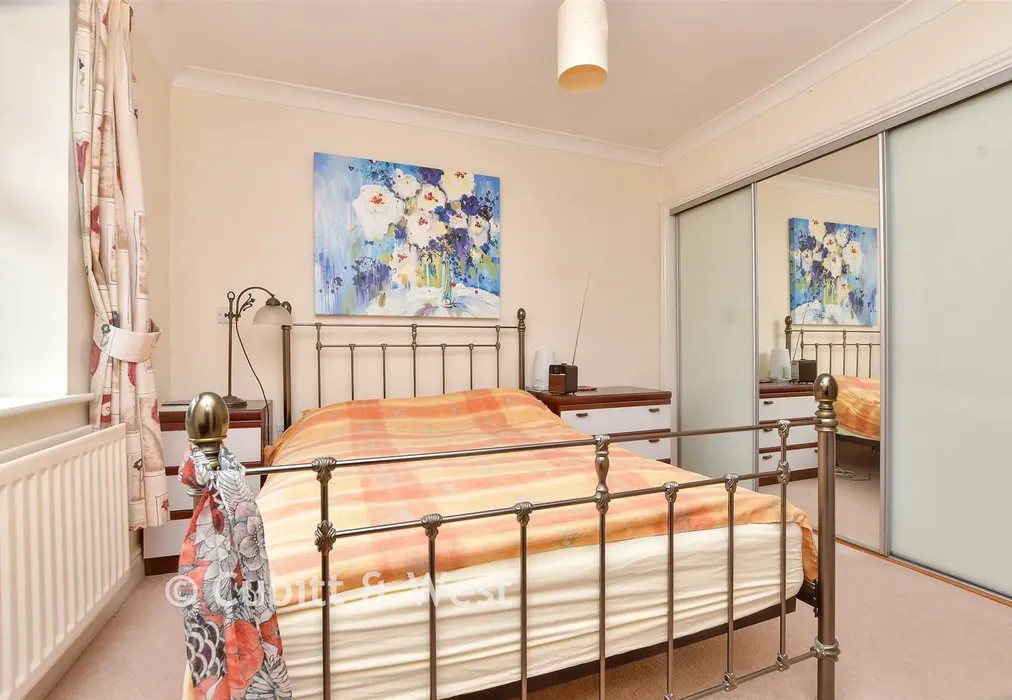 Bedroom 2 - Hillside, Banstead, Surrey - Wards of Kent