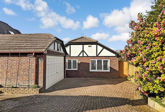 Coutts Avenue, Shorne, Gravesend, Kent - Wards of Kent