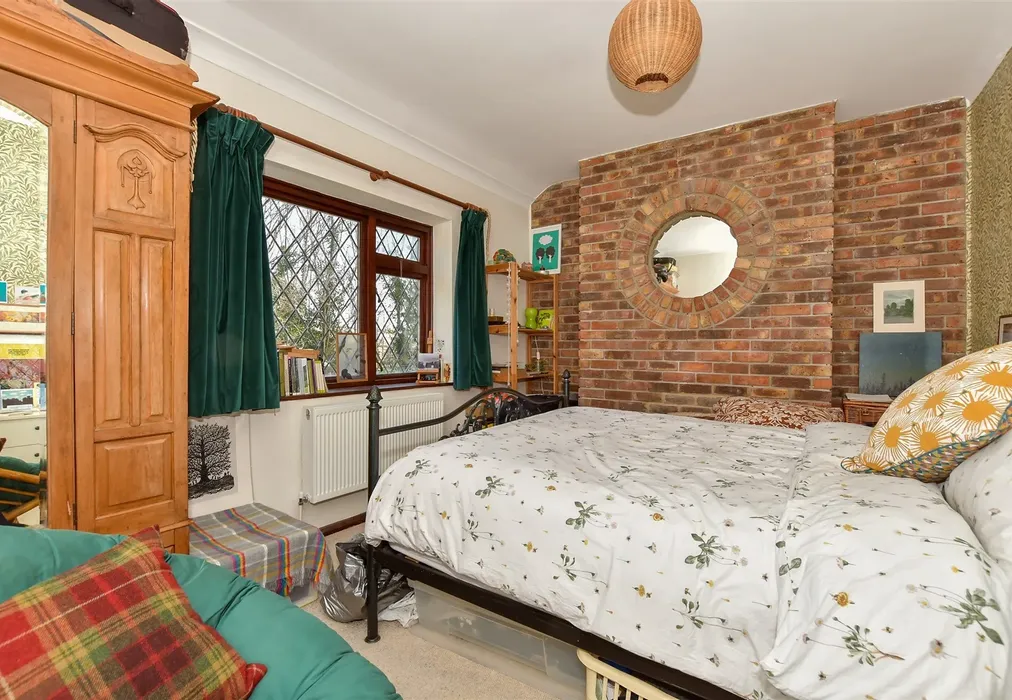 Bedroom 1 - All Saints Avenue, Westbrook, Margate, Kent - Wards of Kent