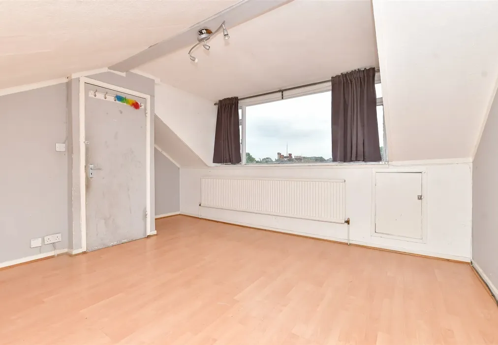 Bedroom 4 - Kynaston Road, Thornton Heath, Surrey - Wards of Kent