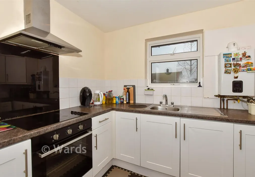 Kitchen - Bishops Close, Nettlestead, Maidstone, Kent - Wards of Kent