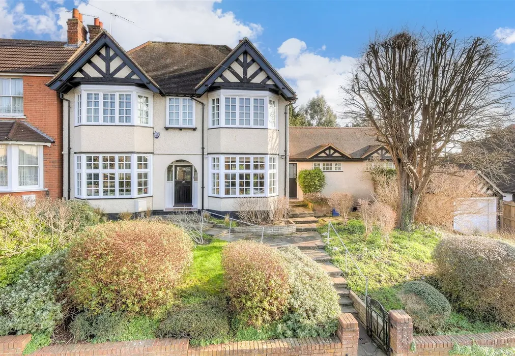 Front - Church Hill, Loughton, Essex - Wards of Kent