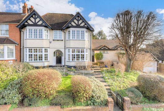 Church Hill, Loughton, Essex - Wards of Kent