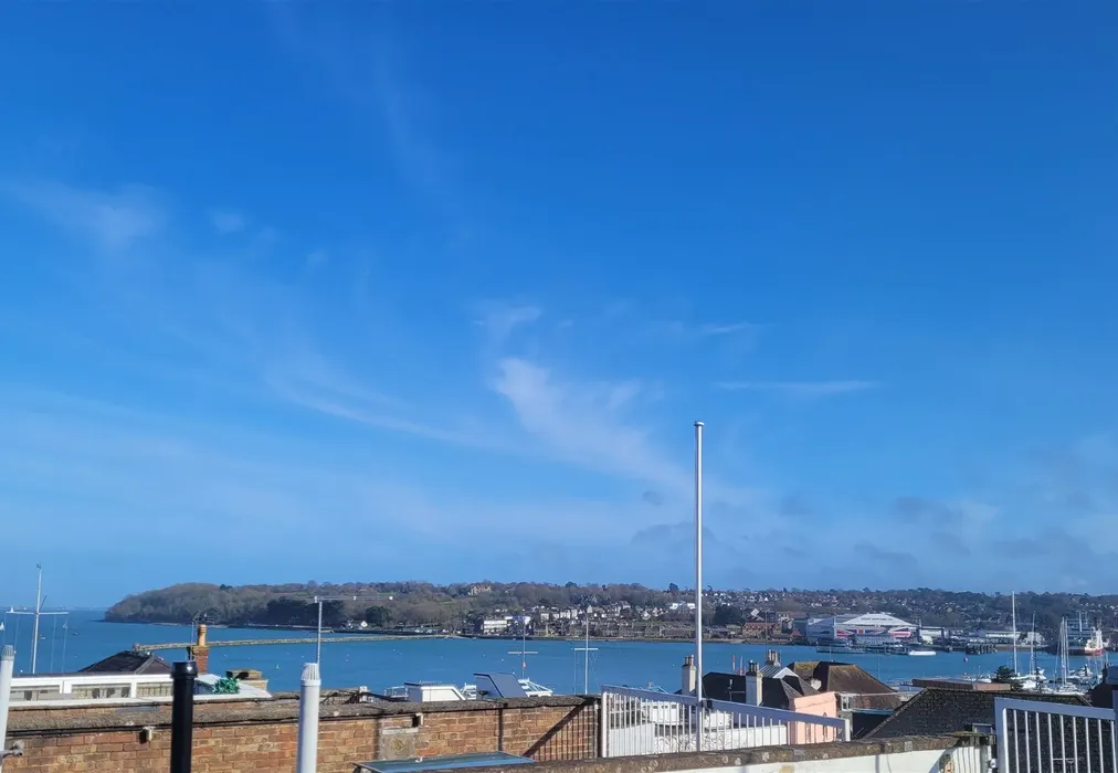 View To Front** - Market Hill, Cowes, Isle of Wight - Wards of Kent