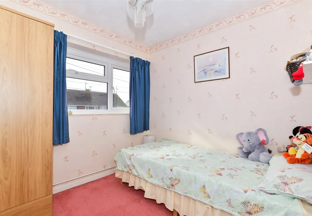 Bedroom 4 - Rivers Road, Teynham, Sittingbourne, Kent - Wards of Kent