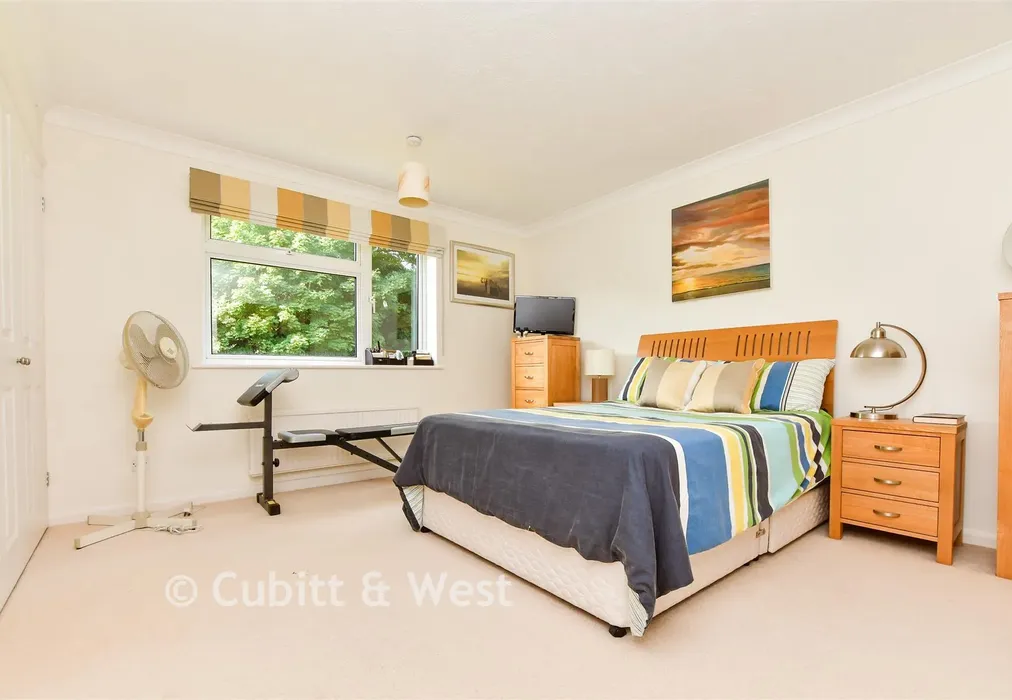 Bedroom 1 - Knowle Lane, Cranleigh, Surrey - Wards of Kent