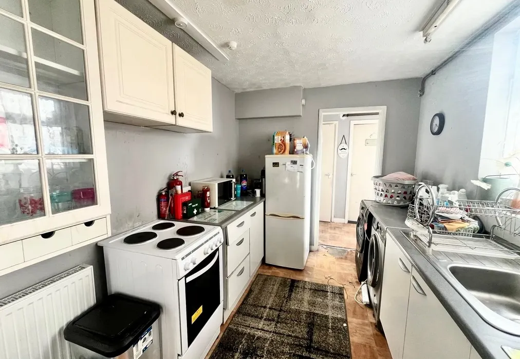 Kitchen - Unity Street, Sheerness, Kent - Wards of Kent