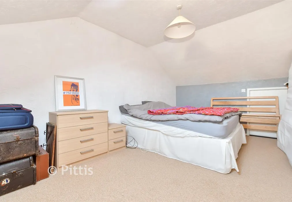 Bedroom 3 - Highview, Freshwater, Isle of Wight - Wards of Kent
