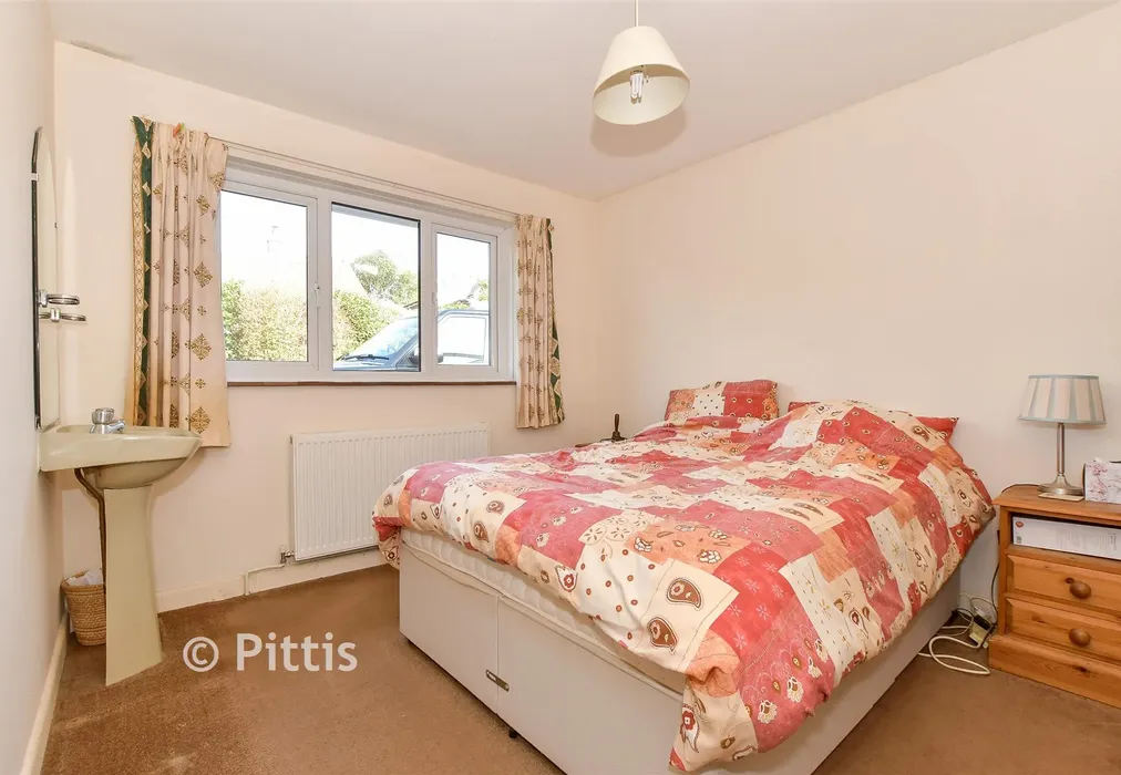 Bedroom 2 - Highview, Freshwater, Isle of Wight - Wards of Kent