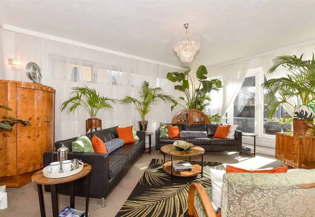 Sitting Room - Palm Bay Avenue, Margate, Kent - Wards of Kent