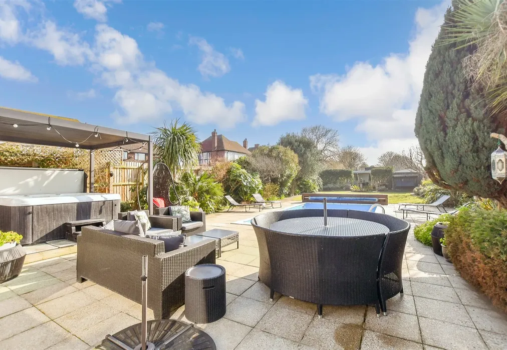 Rear Garden - Palm Bay Avenue, Margate, Kent - Wards of Kent
