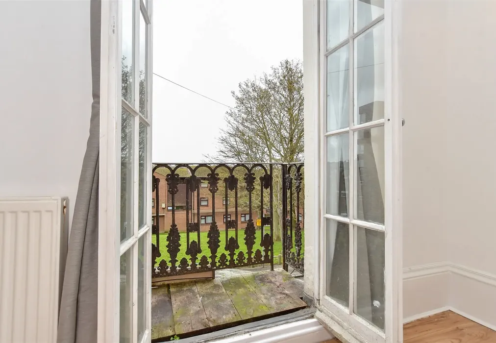 Balcony - Hardres Street, Ramsgate, Kent - Wards of Kent