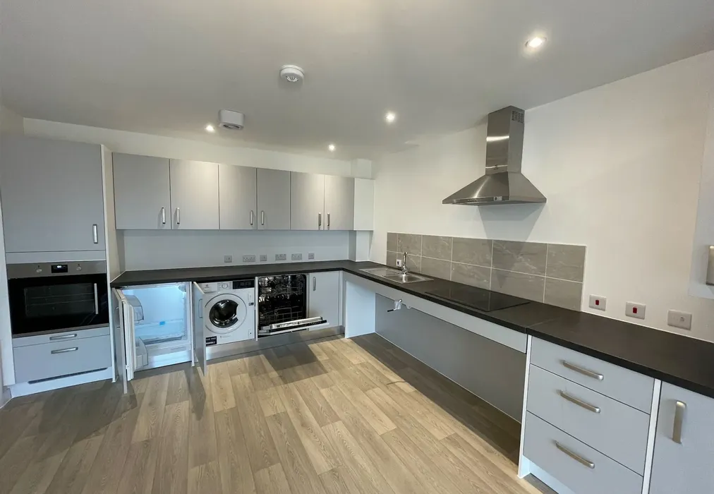 Kitchen - Betterton Mead, Worthing Homes, Littlehampton, West Sussex - Wards of Kent
