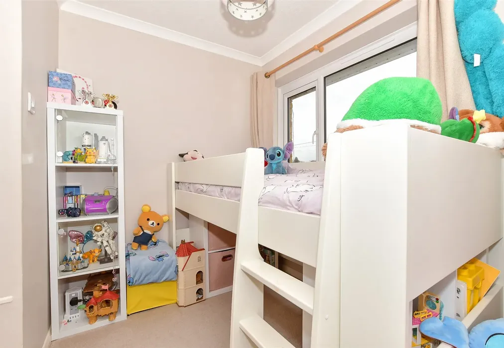 Bedroom 3 - Hanmer Way, Staplehurst, Tonbridge, Kent - Wards of Kent