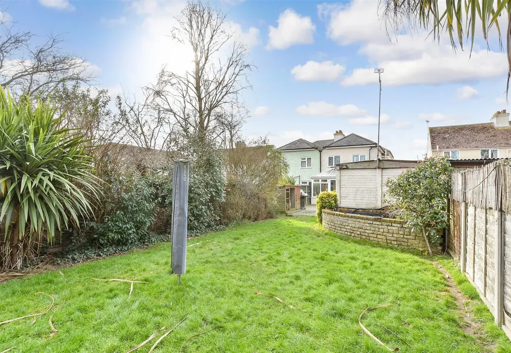 Rear Garden - Wises Lane, Sittingbourne, Kent - Wards of Kent
