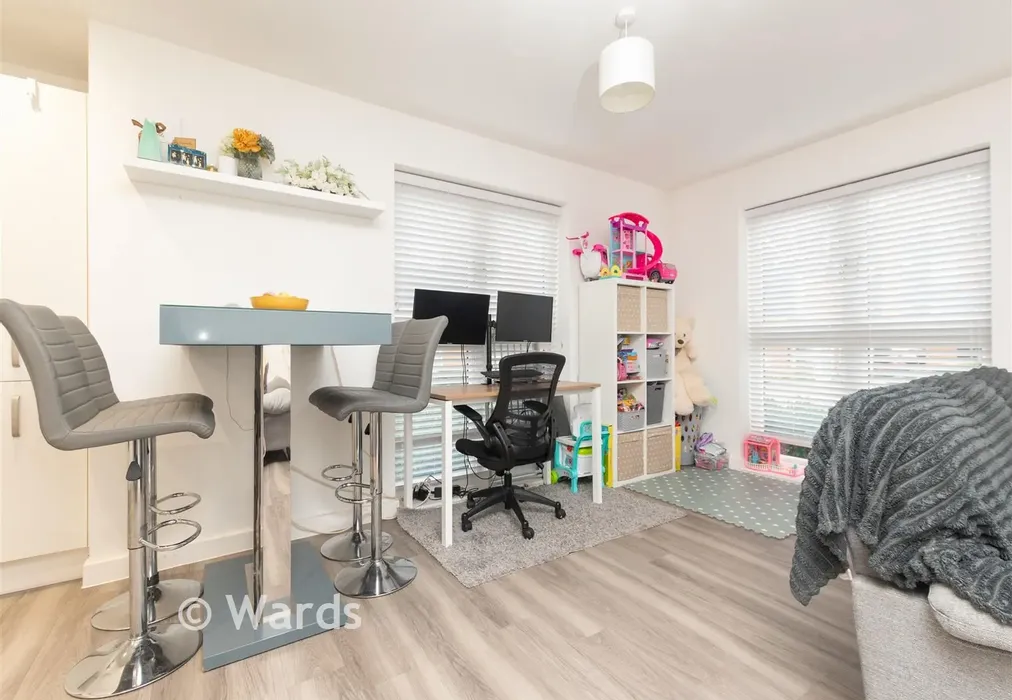 Lounge/Diner - Viking Road, Rochester, Kent - Wards of Kent