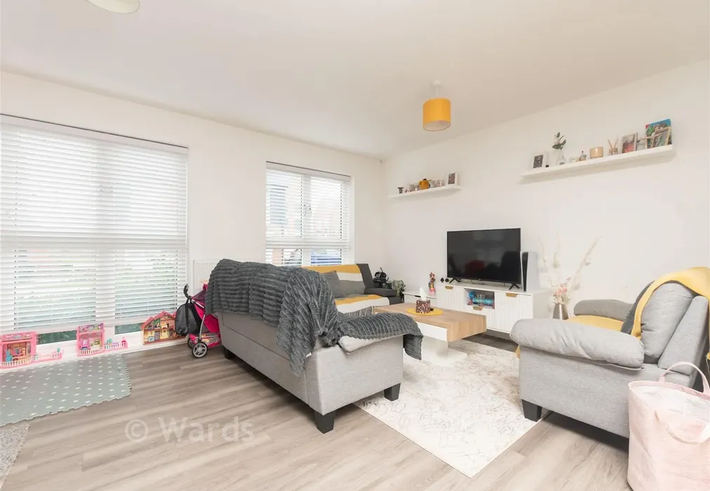Lounge/Diner - Viking Road, Rochester, Kent - Wards of Kent