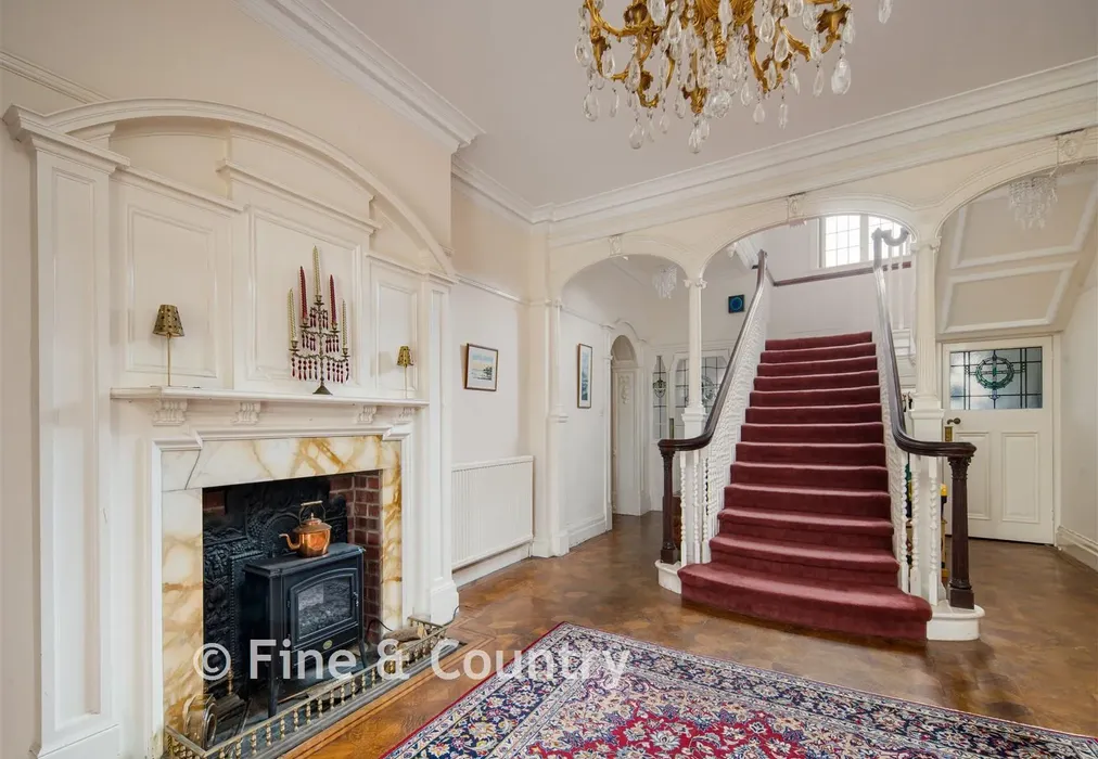 Hallway - Brocks Copse Road, Wootton Bridge, Ryde, Isle of Wight - Wards of Kent
