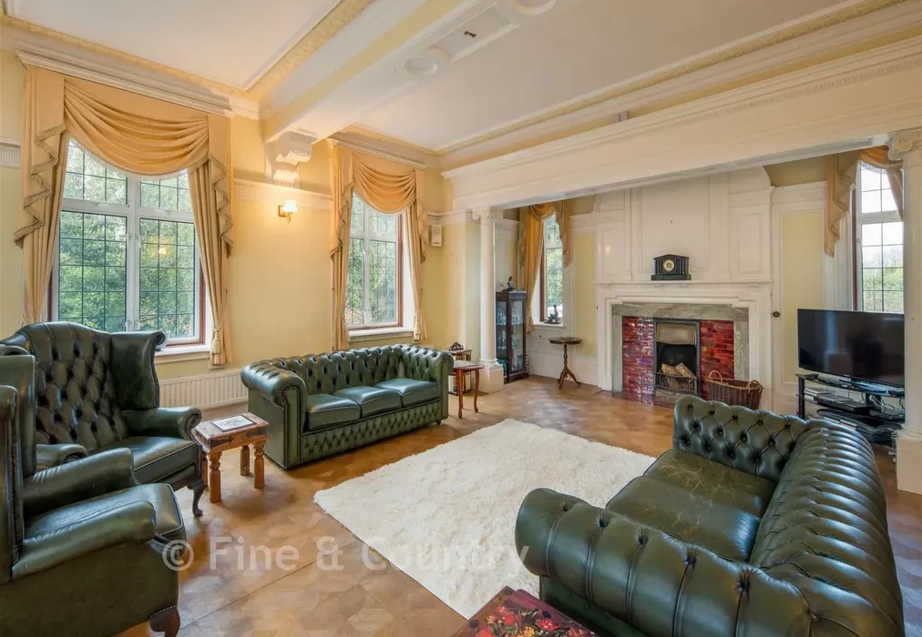 Drawing Room - Brocks Copse Road, Wootton Bridge, Ryde, Isle of Wight - Wards of Kent