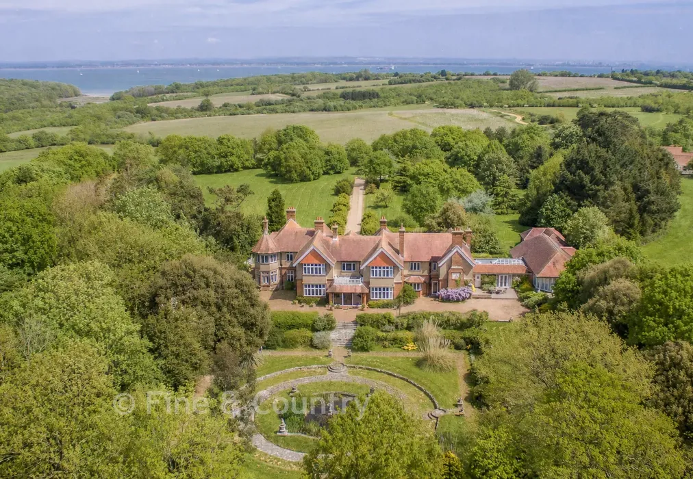 Elevated Main* - Brocks Copse Road, Wootton Bridge, Ryde, Isle of Wight - Wards of Kent